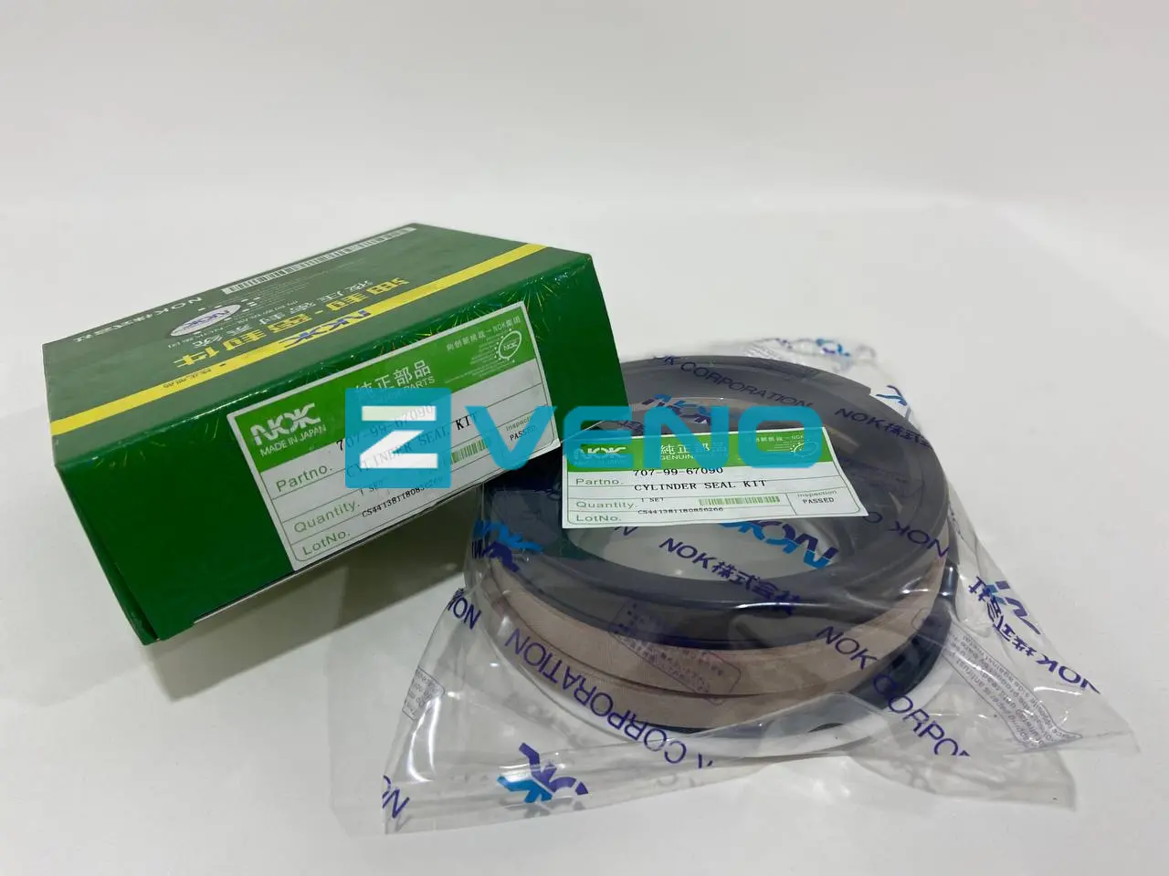 Ремкомплект гидроцилиндра рукояти KOMATSU PC300-7 707-99-67090 (NOK)